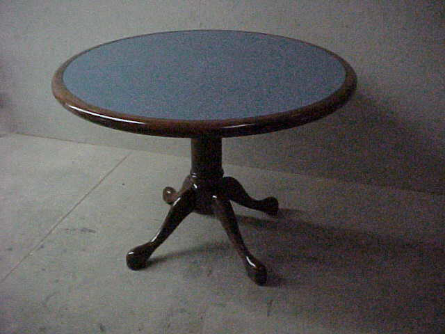 Round Pedestal Table And Formica Top